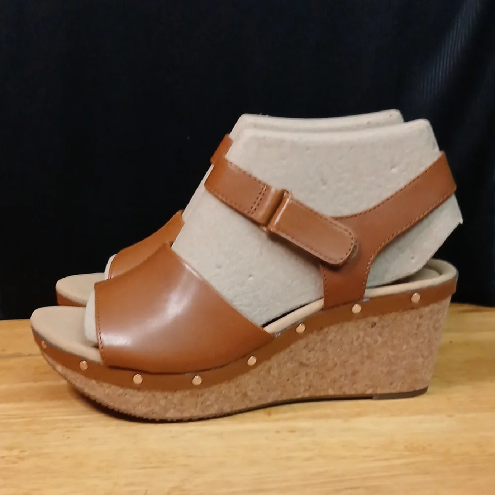 Clarks Brown Leather Women's Sandals